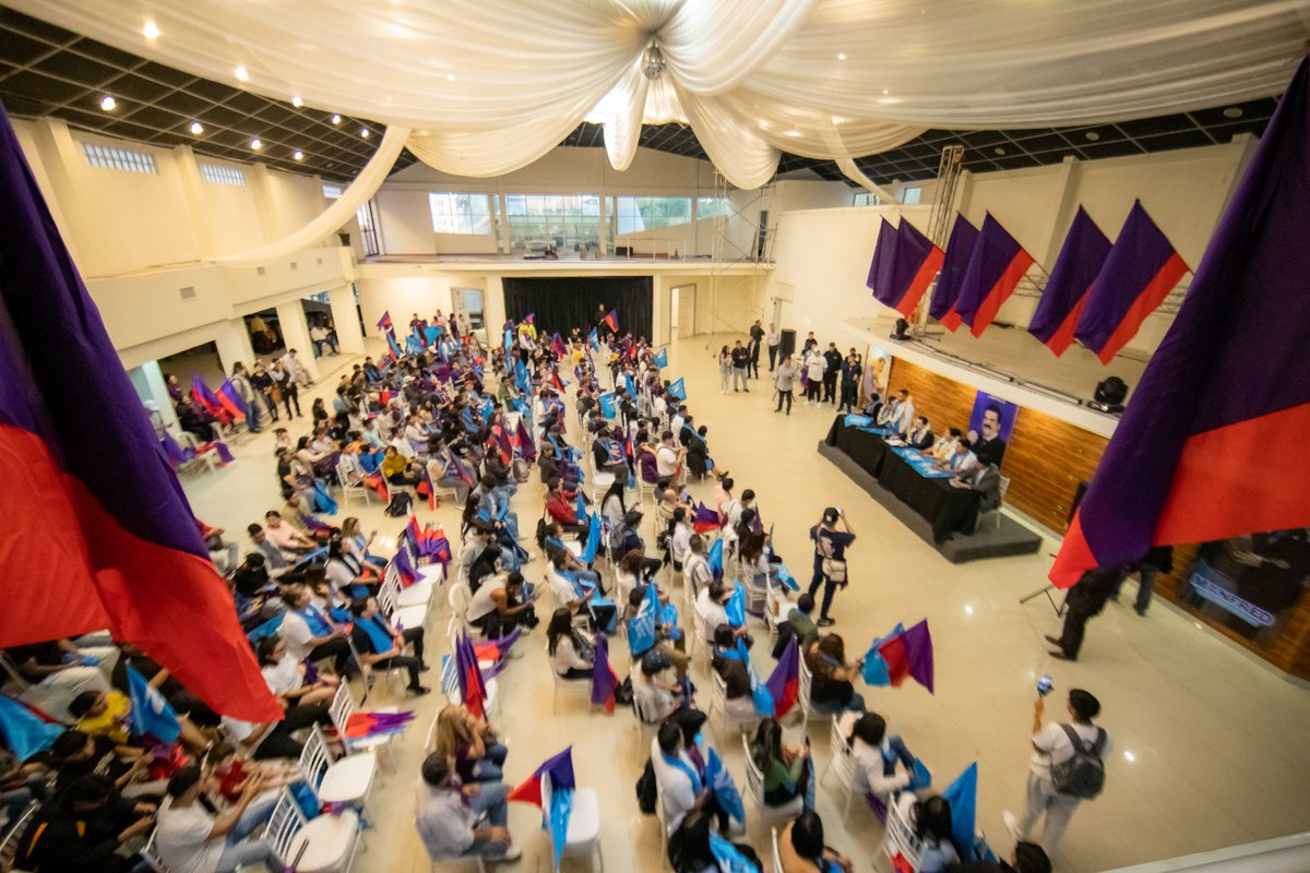 Manfred Reyes Villa tweet media