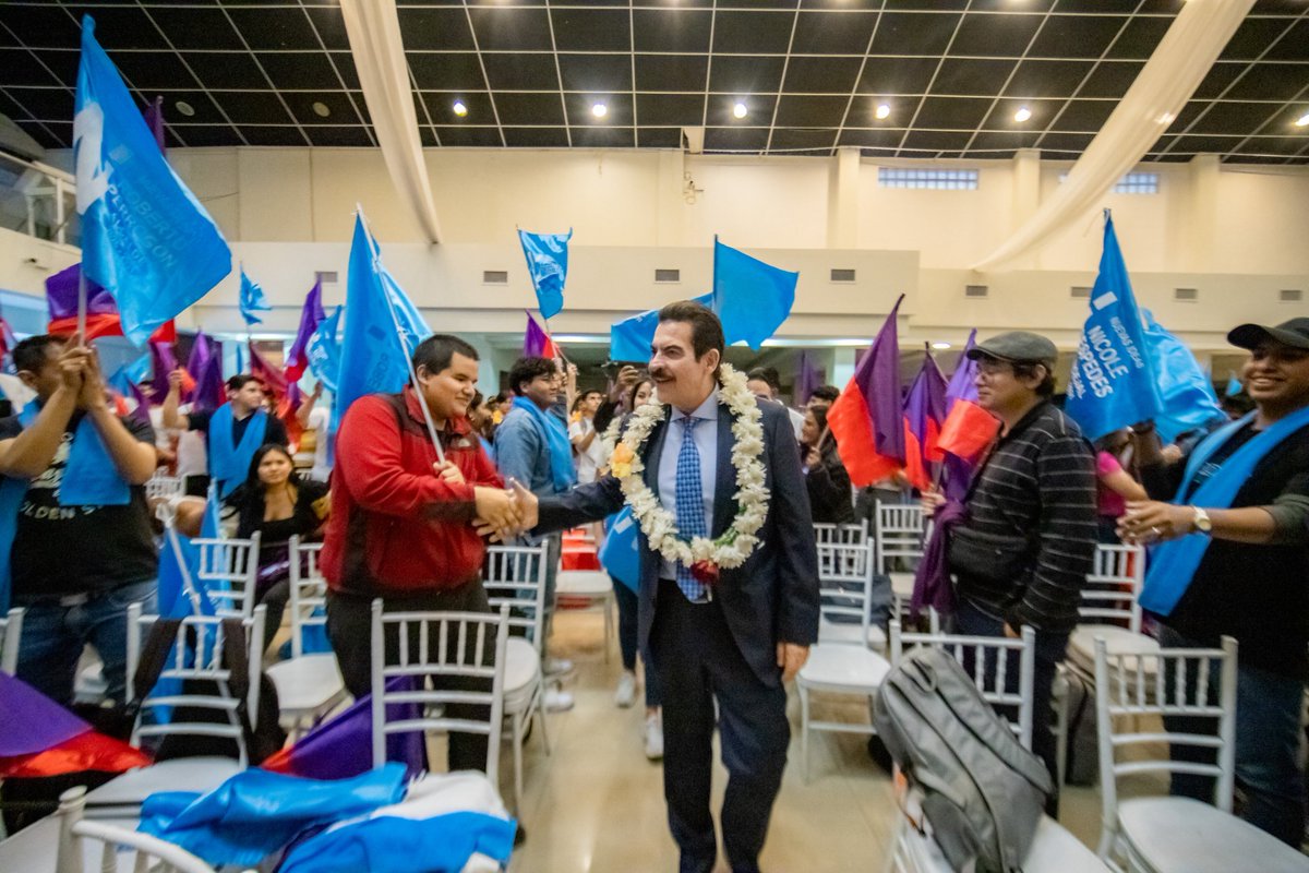 Manfred Reyes Villa tweet media