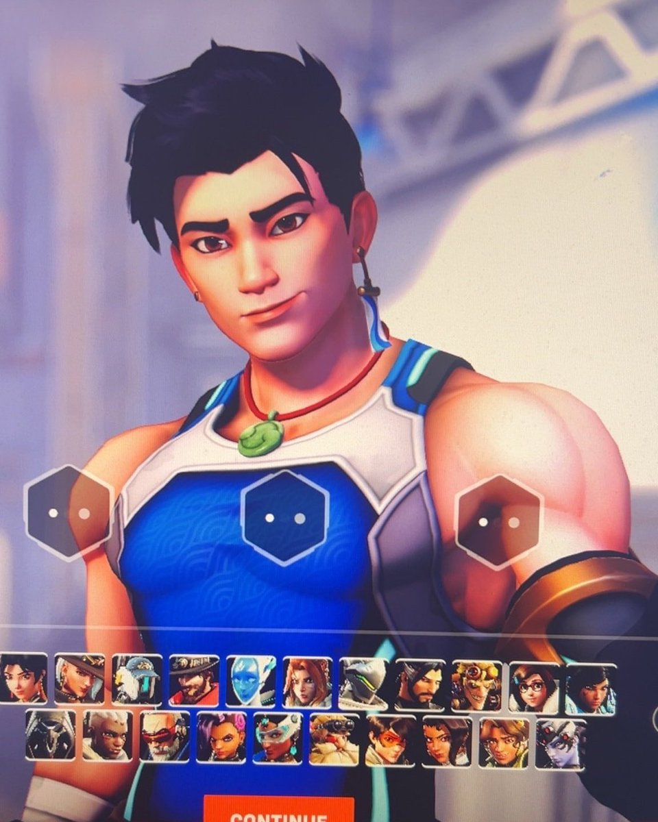 broteinpancakes's tweet photo. The player vs the main https://t.co/zuIMuT1RYh