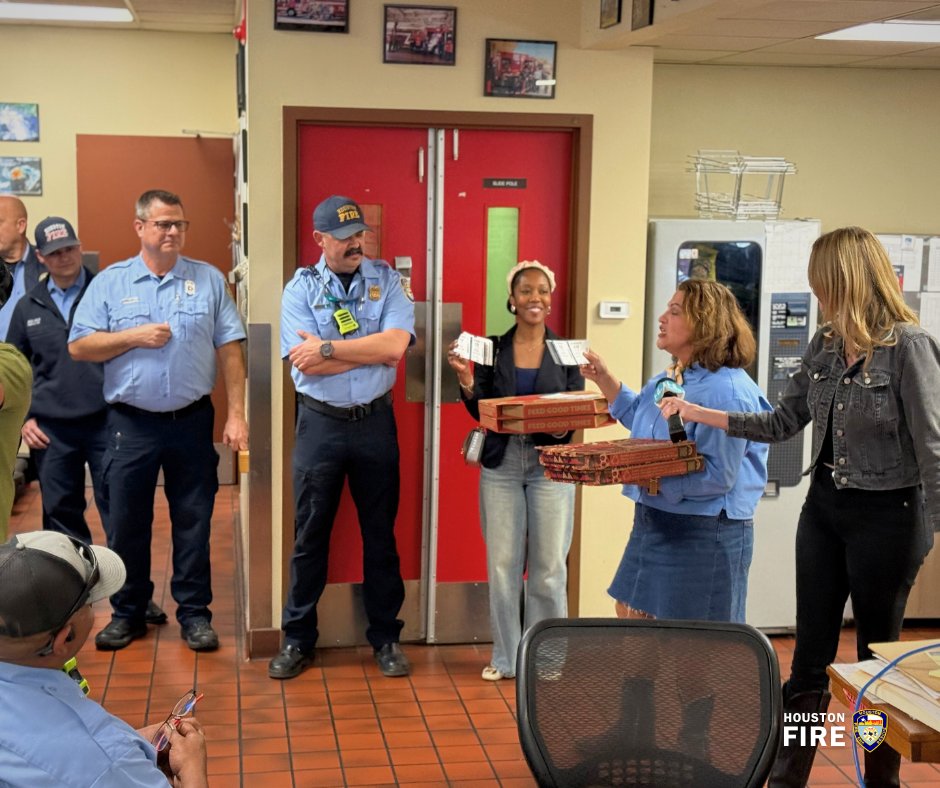 Houston Fire Dept tweet media