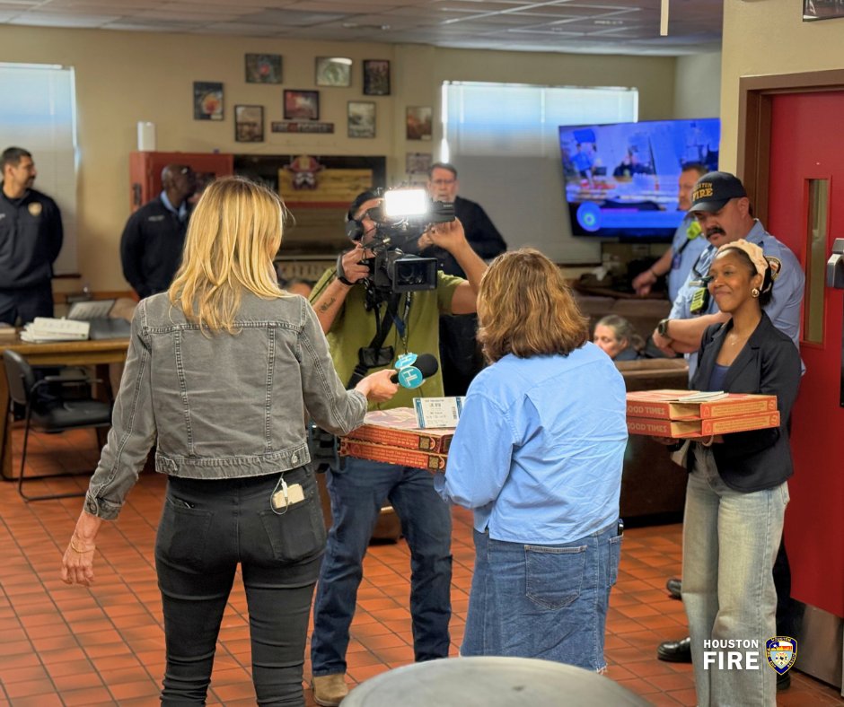 Houston Fire Dept tweet media
