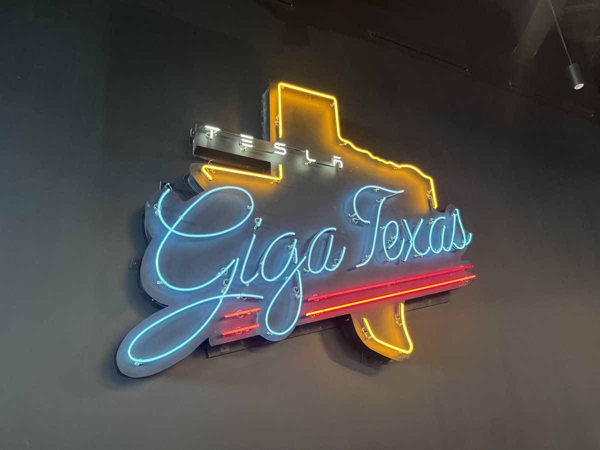 Cern Basher tweet media