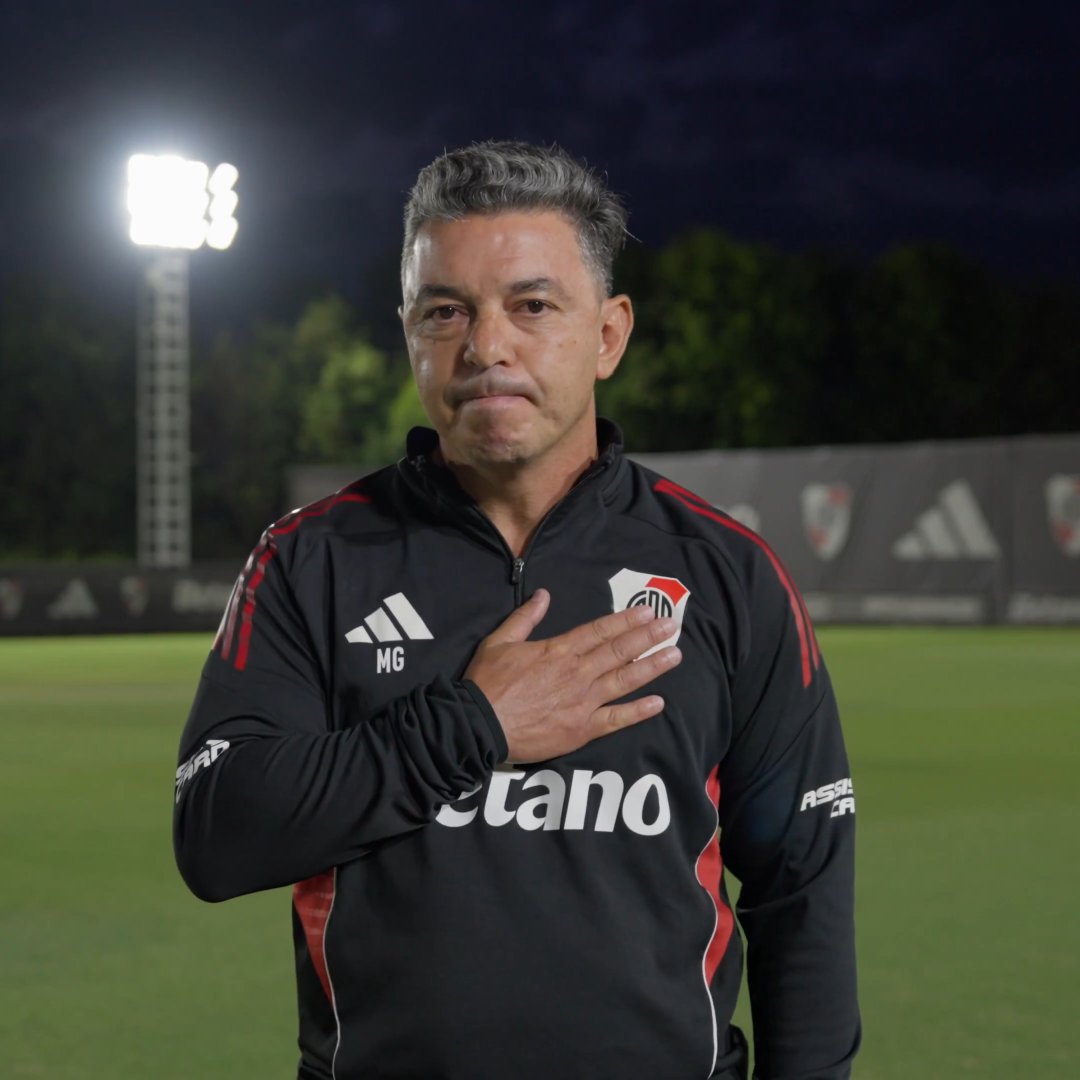 xLeandro7's tweet photo. TE AMO ETERNAMENTE. https://t.co/6qCYCA7dqI