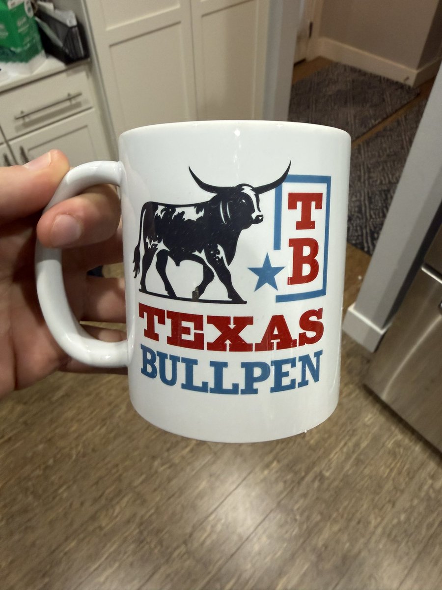 New favorite swag just arrived <a href="/TXBullpen/">Texas Bullpen</a>! <a href="/cassi_schredder/">Cassi Schredder</a> <a href="/bradj_TX/">Brad Johnson</a> #txlege