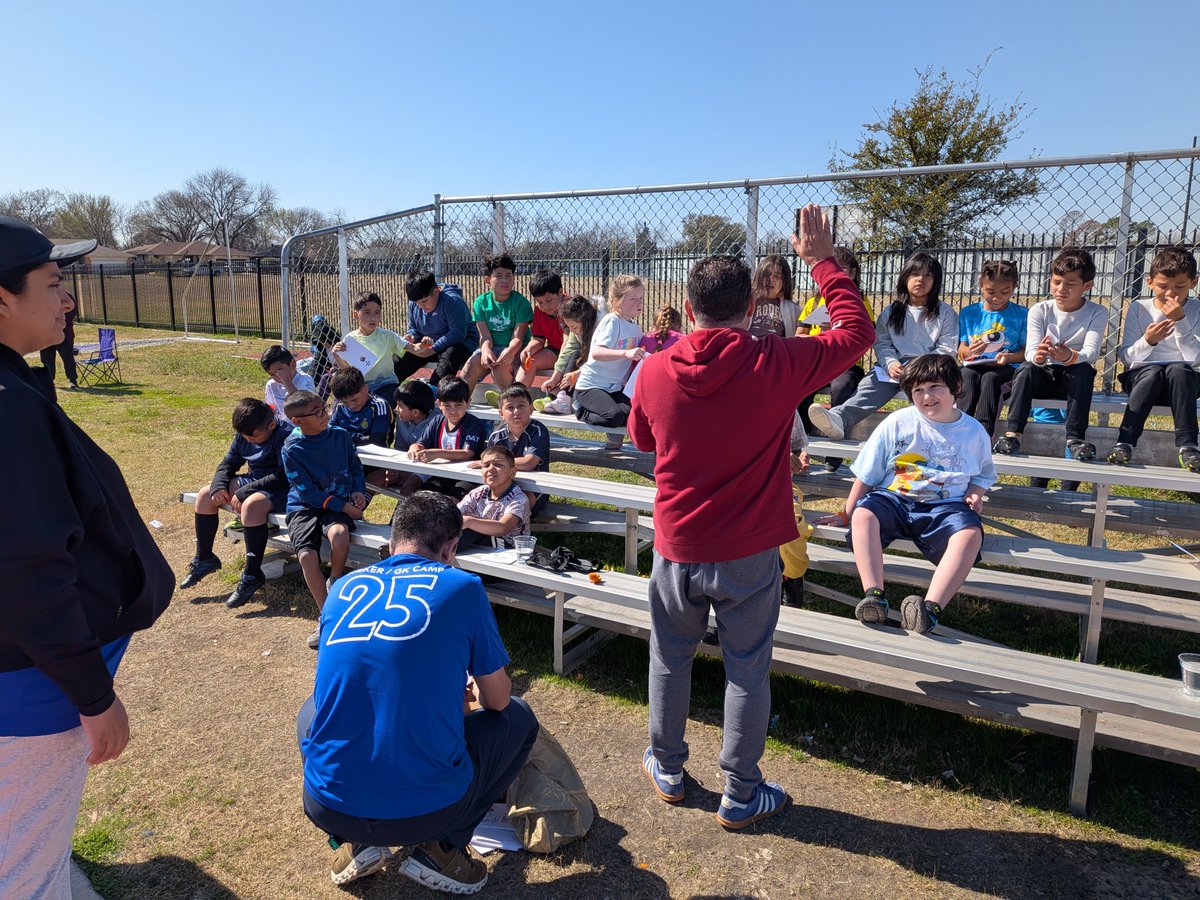 Steve Davis tweet media