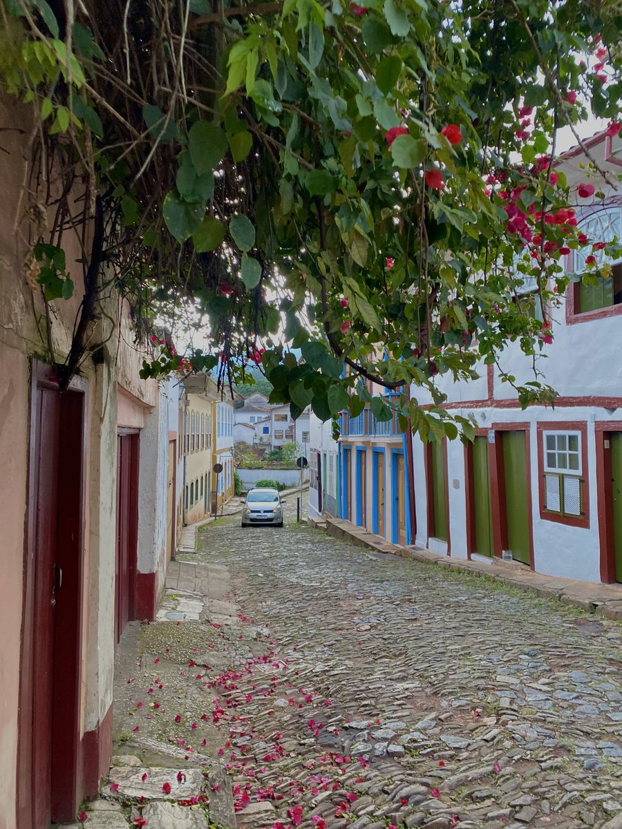juni0_junio's tweet photo. Ouro Preto é linda! É Minas! É cultura!
Meu país Minas Gerais é o maior mesmo ❤️ 
Único e INCOMPARÁVEL https://t.co/f4nKbWavIR