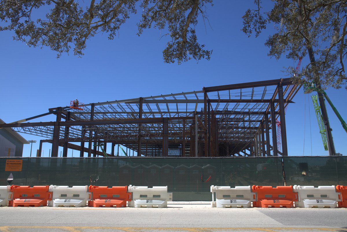 USF Oracle Sports tweet media