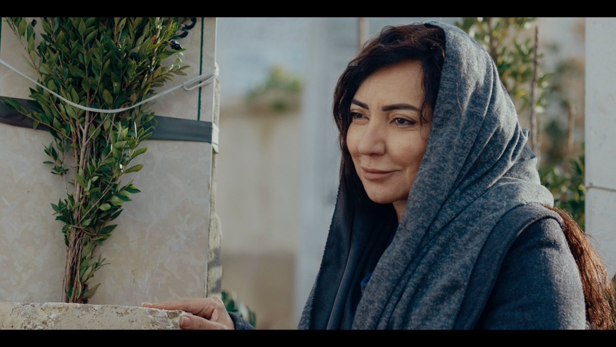 هدول الاسمين فقط يللي اعمالهن بتعيش و تضل عشرات السنين ليش لانو مو بس موهبين بس كمان عندن تركيز عالي و حضور ما بيفكر بالجوي اووردز و لا الموركس دور  و لو ردح فانز و ترندات  بتضل كم يوم و تتنسي #أمل_عرفة #مطبخ_المدينة #تيم_حسن #مولانا 
<a href="/AmalArafaa/">Amal Arafa</a> <a href="/actortaim/">تيم حسن | TIM HASSAN</a>