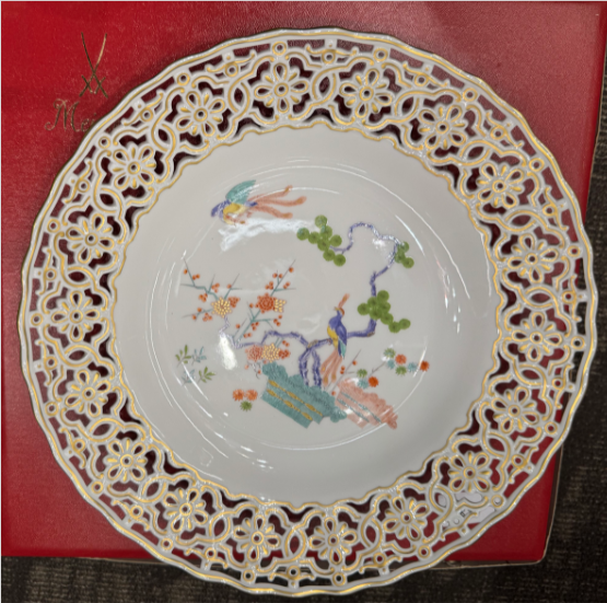 買取実績：マイセン 柿右衛門様式 花鳥文 透かし皿】 江戸時代