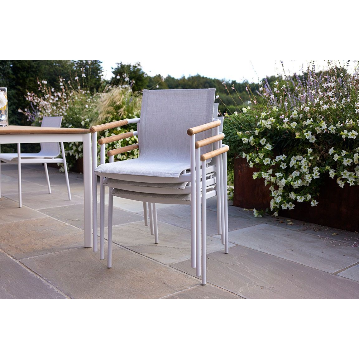 fronterafurn's tweet photo. Dine alfresco this Spring with the Barlow Tyrie 'Around' dining set. Teak wood &amp; Sunbrella fabric offer style, comfort and durability. Shop now <https://t.co/tacRiFYk20> https://t.co/z81Mf707JQ