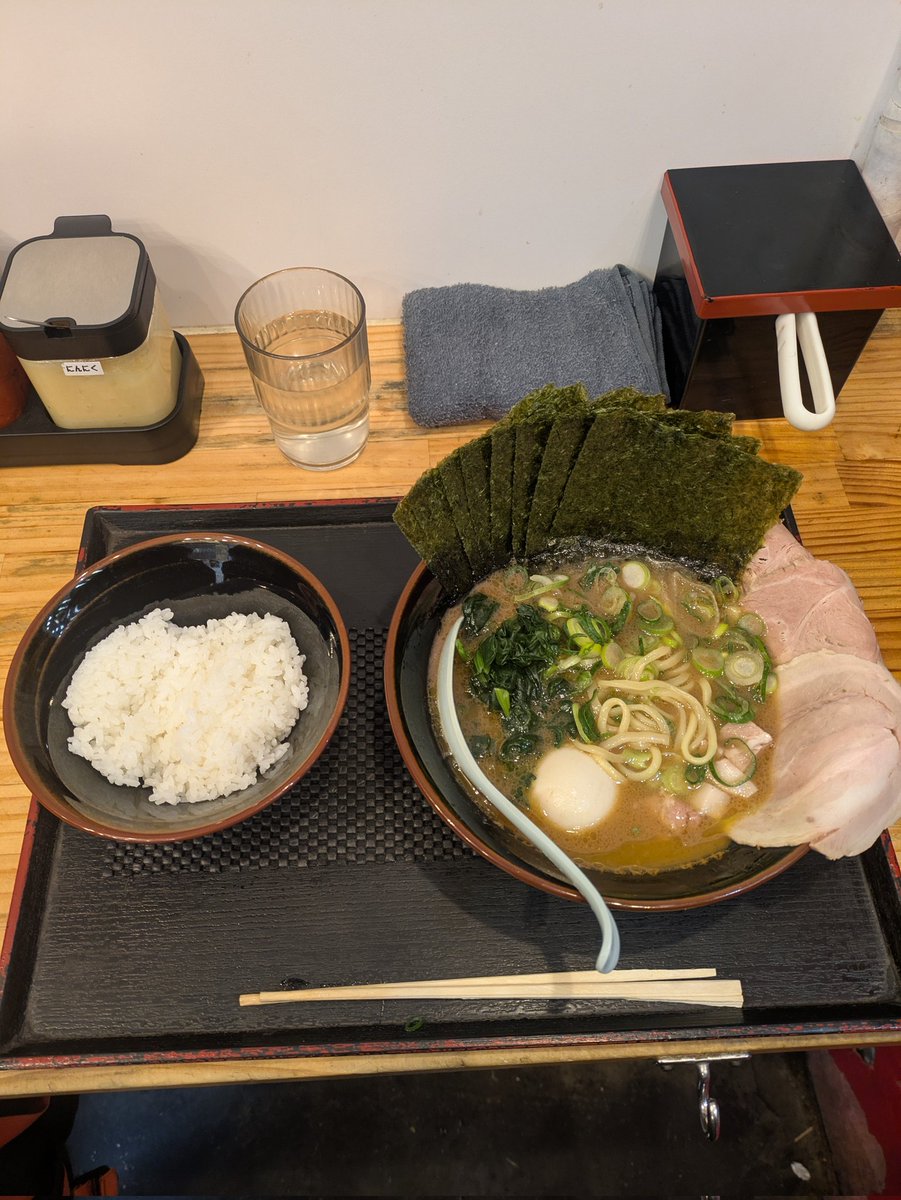 練馬 見田家 俺のチャーシューメン お心遣い感謝🫨 おぉ🧐このスープの