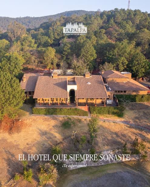 El Mencho se escondía en el exclusivo fraccionamiento Tapalpa Country Club

 El líder del #CJNG fue localizado donde empresarios, famosos, políticos tapatíos y familias de clase alta, vacacionan los fines de semana

Así ha operado el narco en #Jalisco desde los 80’s, codeándose…