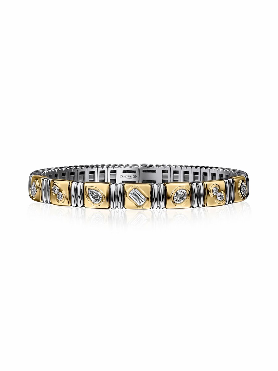 Sergiosjewelers's tweet image. Gold goes well with bold. 

#ChristopherDesigns #SergiosJewelers #EllicottCity #ShopEllicottCity #FineJewelry