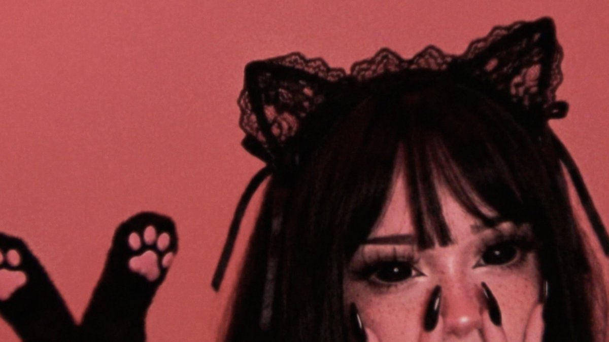 silknbowz's tweet photo. 💋     . . .⠀⠀꒰ Intro  ܸ.ˬ.ܸ ꒱

           ⁺　.⠀ mel , 22⠀  ⌒₊˚ 🩸 ⠀ 
                   she   ノ⠀her 

𝜗ৎ  minors dni .ᐟ 
𝜗ৎ new to #nsfwtwt 
𝜗ৎ hard &amp; soft kinks

         if yk me, no you dont

         ♡ / ↻ to be moots .ᐟ https://t.co/6Az8sN4AtH