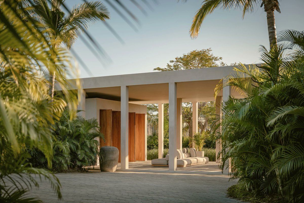 linear_magazine's tweet photo. Sun-soaked modernism, the James Perse edition https://t.co/YImUYm1xci