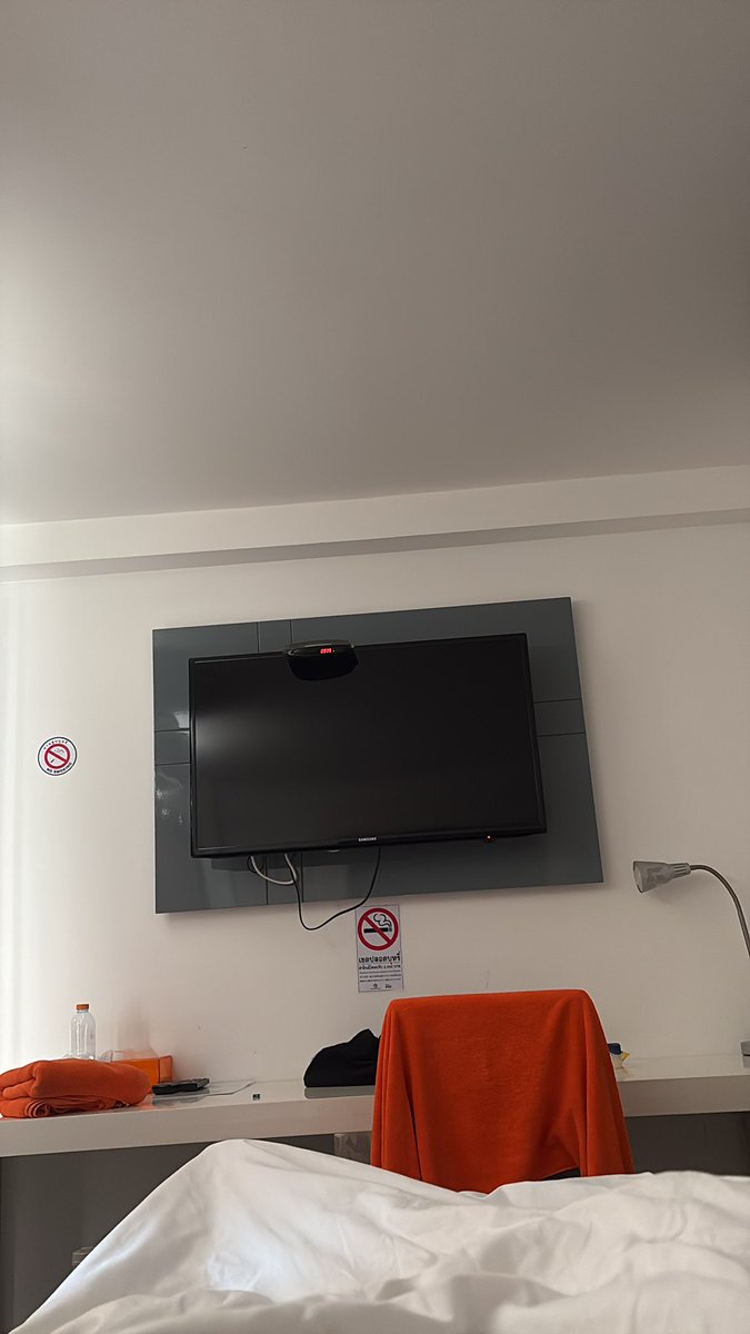 พิชา tweet media