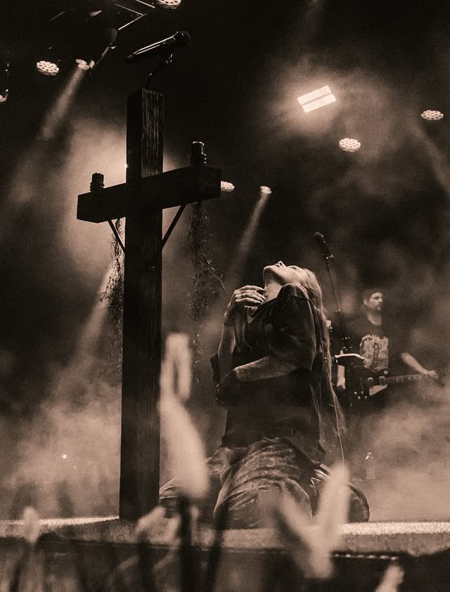 dollofcain's tweet photo. she's like jesus christ to me https://t.co/0cpihakoa4