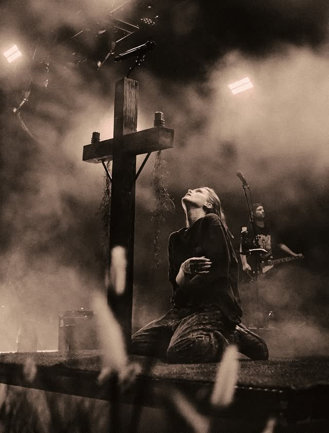 dollofcain's tweet photo. she's like jesus christ to me https://t.co/0cpihakoa4