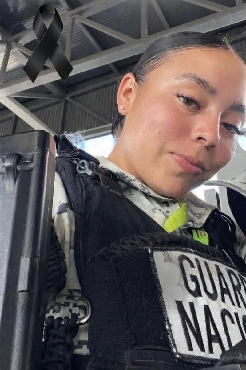 Nahomi Elizabeth Martínez, zacatecana de 22 años murió en el cumplimiento de su deber como elemento de la Guardia Nacional en los enfrentamientos en 2Jalisco tras el abatimiento de “El Mencho”.
Formó parte de los 25 agentes caídos en el operativo contra el #CJNG