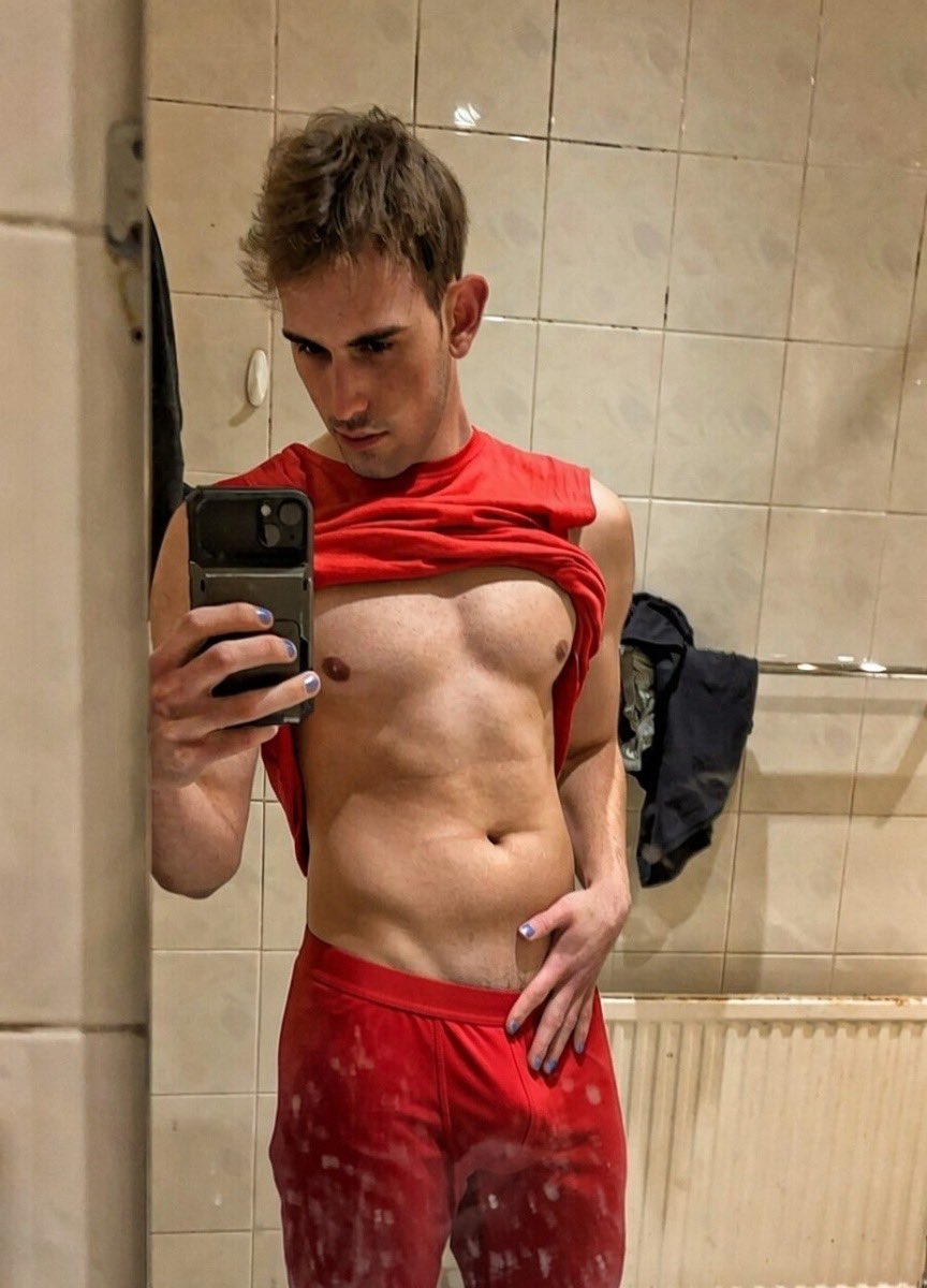 Alejandro 🌹 - OnlyFans 🔞 tweet media