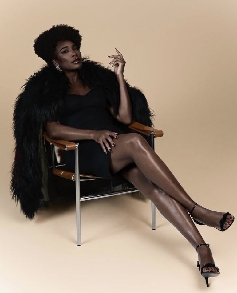 Venus ready to bring it tomorrow ✨