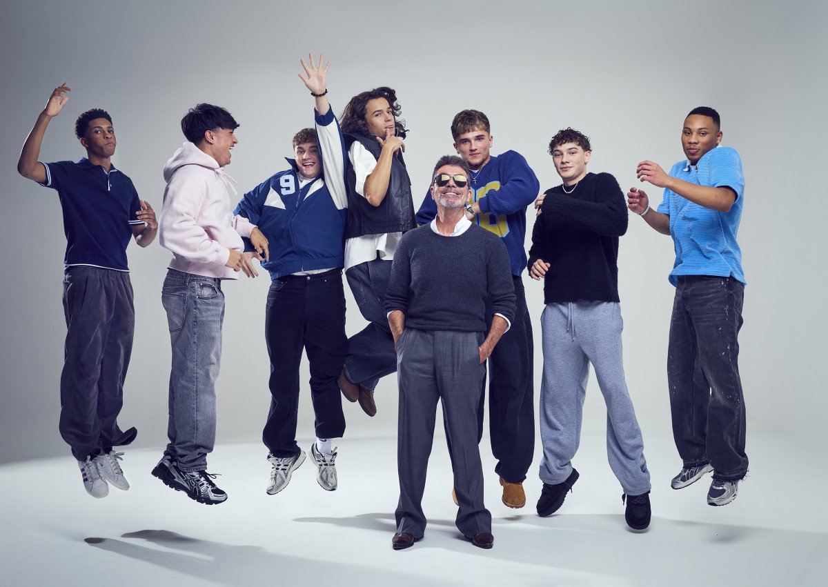 December 10 Daily (FANSITE) tweet media