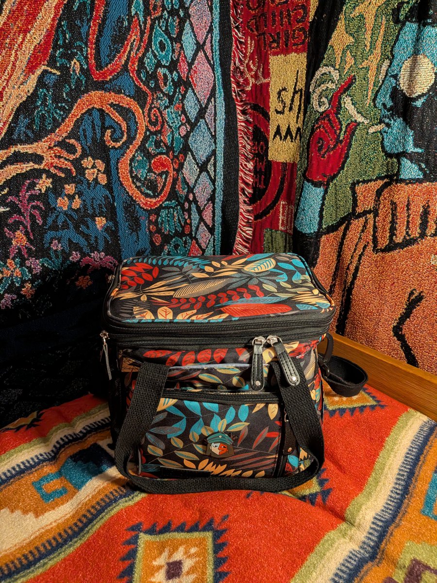 jamjamandham's tweet photo. to celebrate #ENA day i took a pic of my ENA lunch bag heheheheh https://t.co/CVwP1RtImN