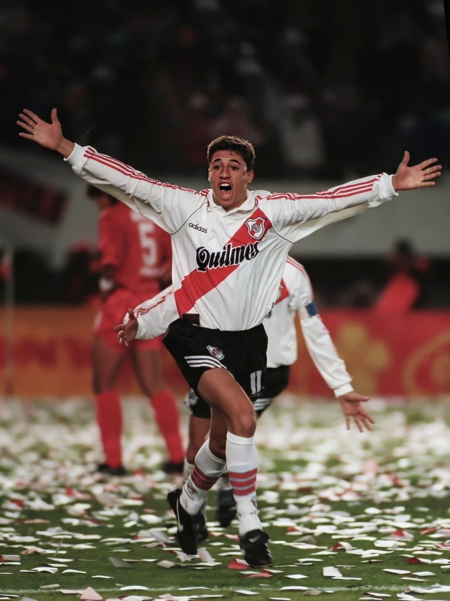 Nos diste la 2da. Nos darás la 5ta...

#CrespoARiver