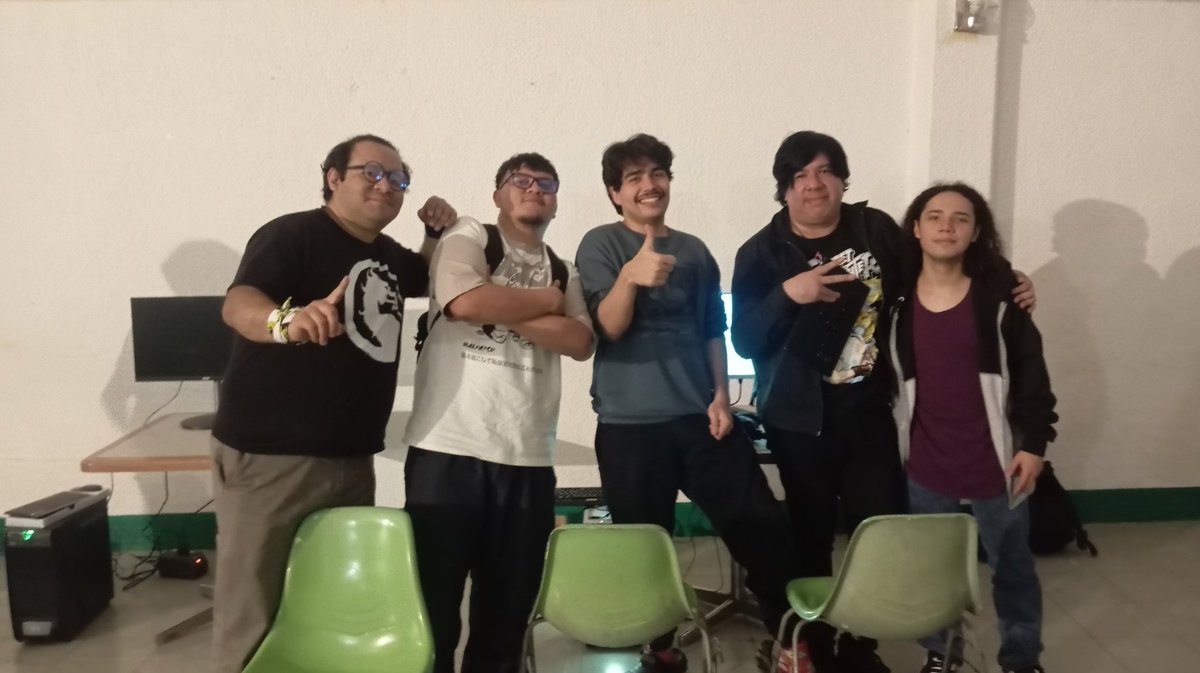 The Blue Apple DM Show tweet media