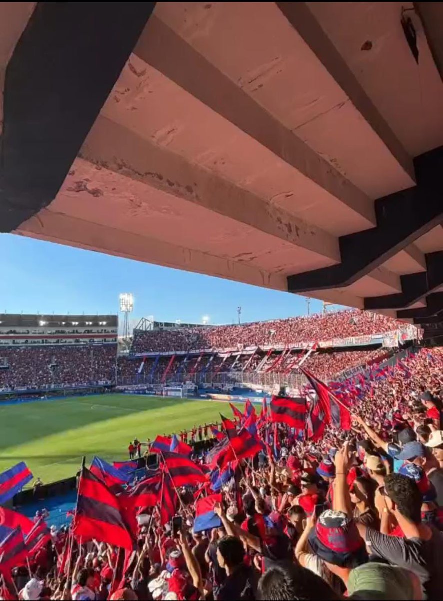 aguscabrera's tweet photo. Gracias a los ayudaron para la fiesta en Plateas 🔴🔵👊🏿
💯 pre Todos Juntos … Somos Nosotros @CCP1912oficial https://t.co/69WMNqGvNO