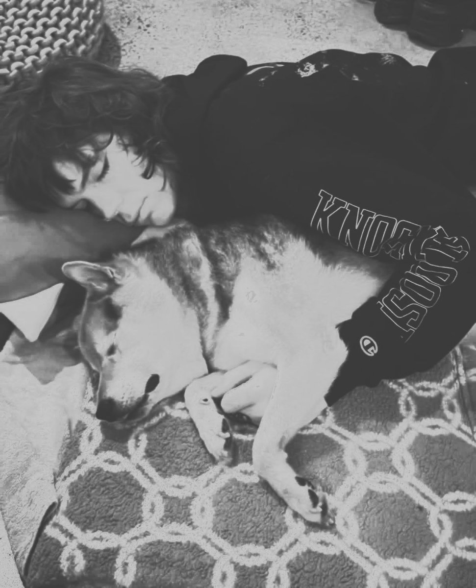 ESCHA (๑ˊ͈ ^ˋ͈) tweet media