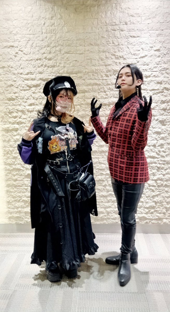 現役JK👿兎味ペロリナ (@usamiiin) / Posts / X