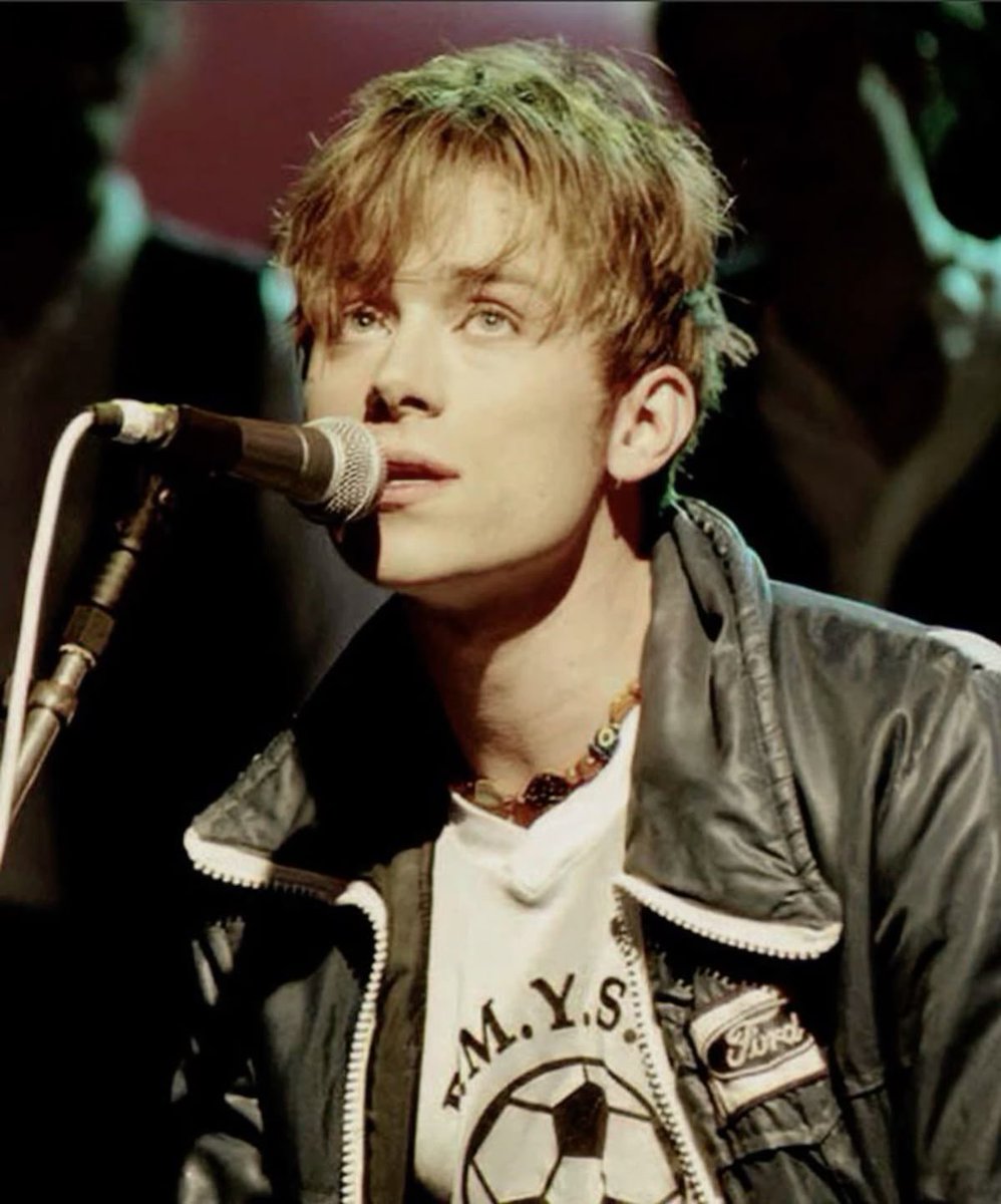softstarg's tweet photo. james as damon albarn https://t.co/bYtHnU8se6
