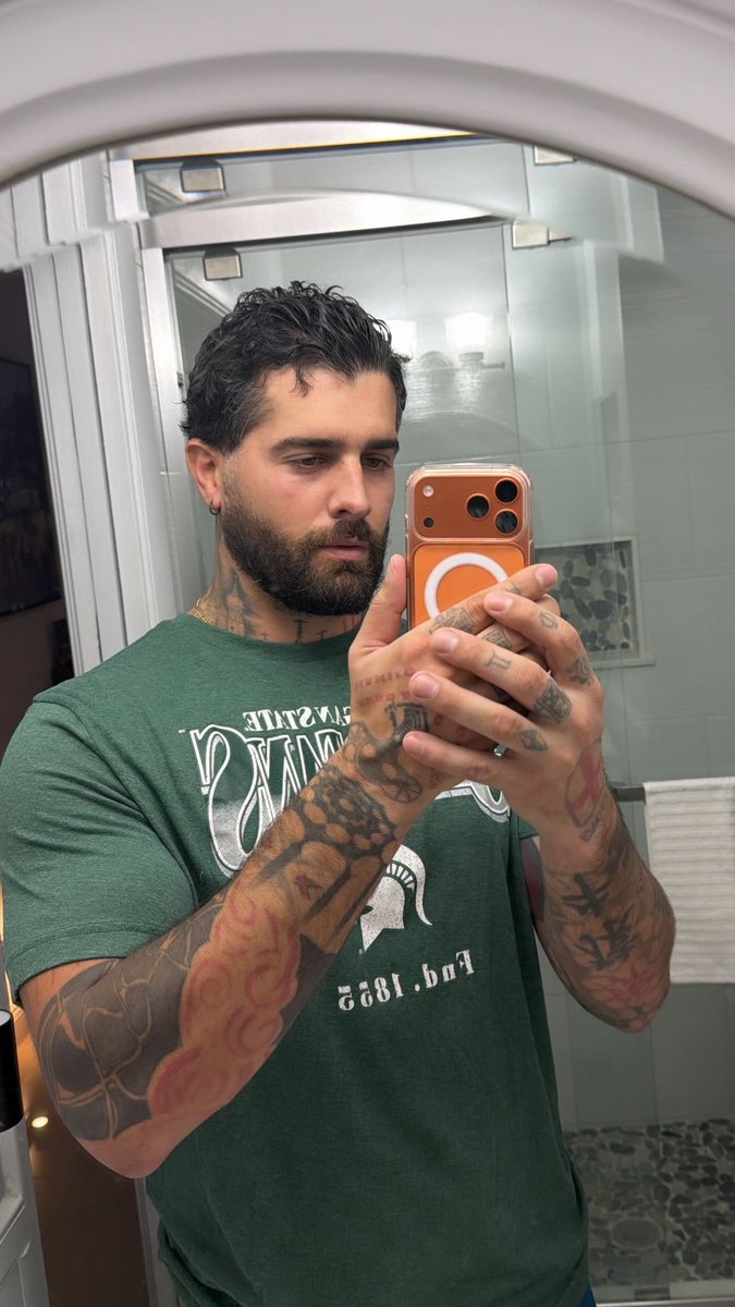 eduawrdt's tweet photo. Estou na minha maior skin de pai de família. https://t.co/Ts1blH8Nyp