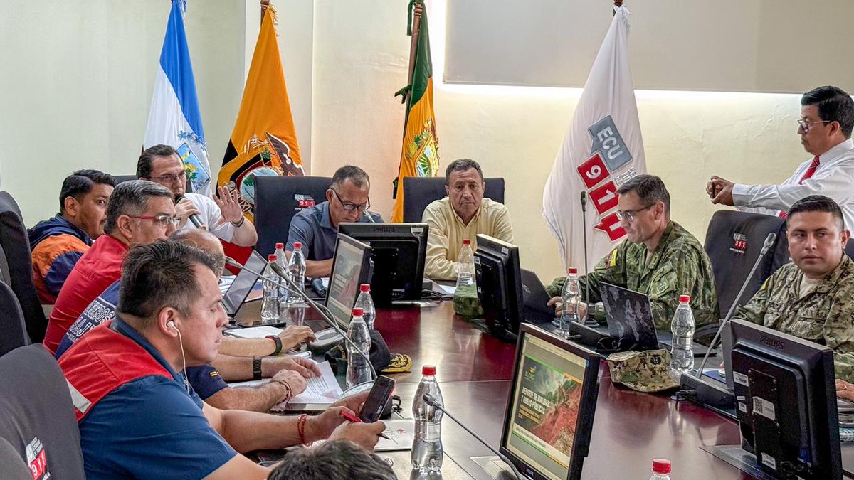 📌 ¡La seguridad de los orenses es prioridad!

El gdor. <a href="/JaimeSerpaEc/">Jaime Serpa García</a>  participó en la sesión del Comité de Operaciones de Emergencia (COE), se evaluó situación por la época lluviosa en varios cantones de #ElOro.

#ElNuevoEcuador actúa de forma emergente para el beneficio orense.