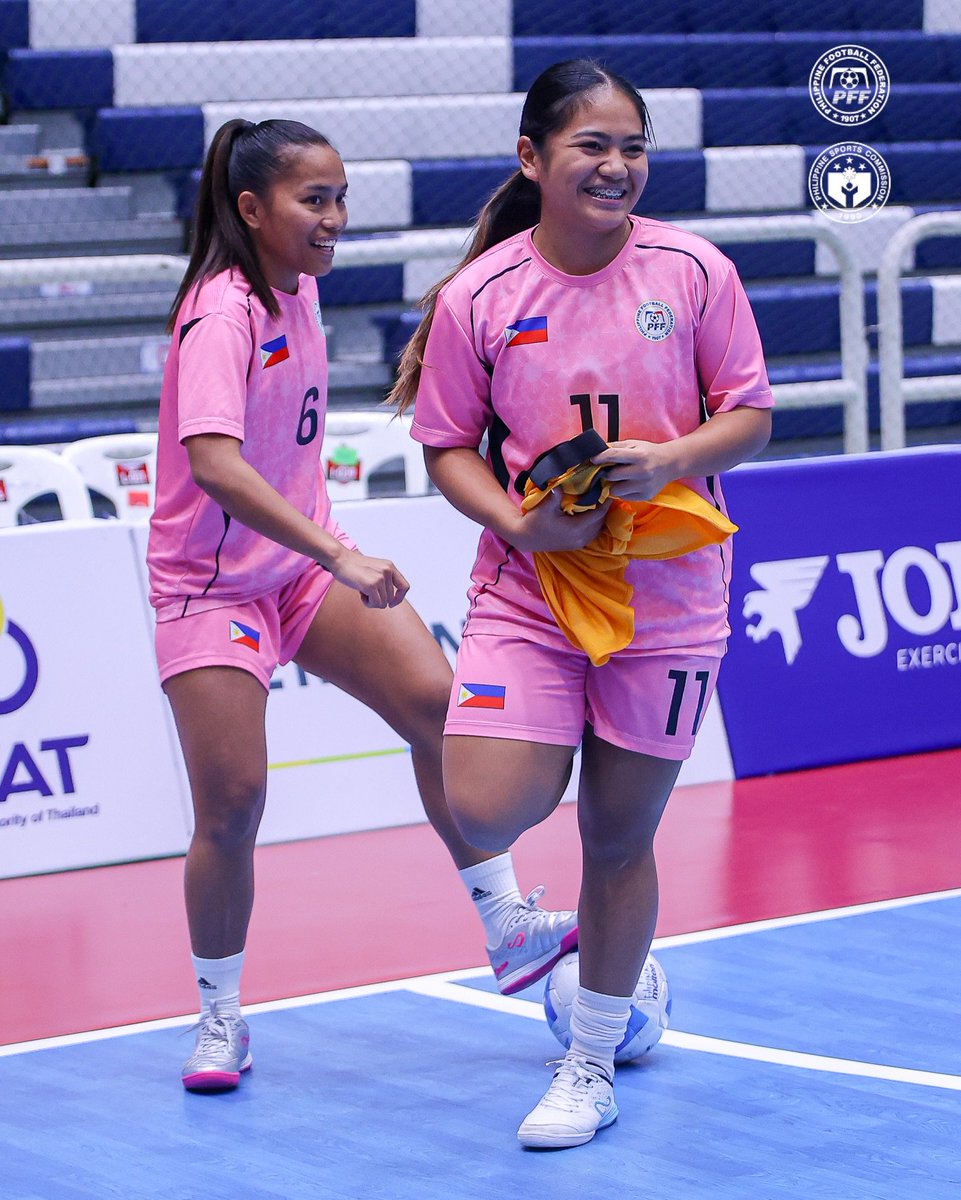phwomensfutsal's tweet photo. The #Filipina5 put in the session before match dayβand yes, there was plenty of sweat. But also plenty of smiles. πβ½
#SAMASAMA https://t.co/HMv32onaiJ