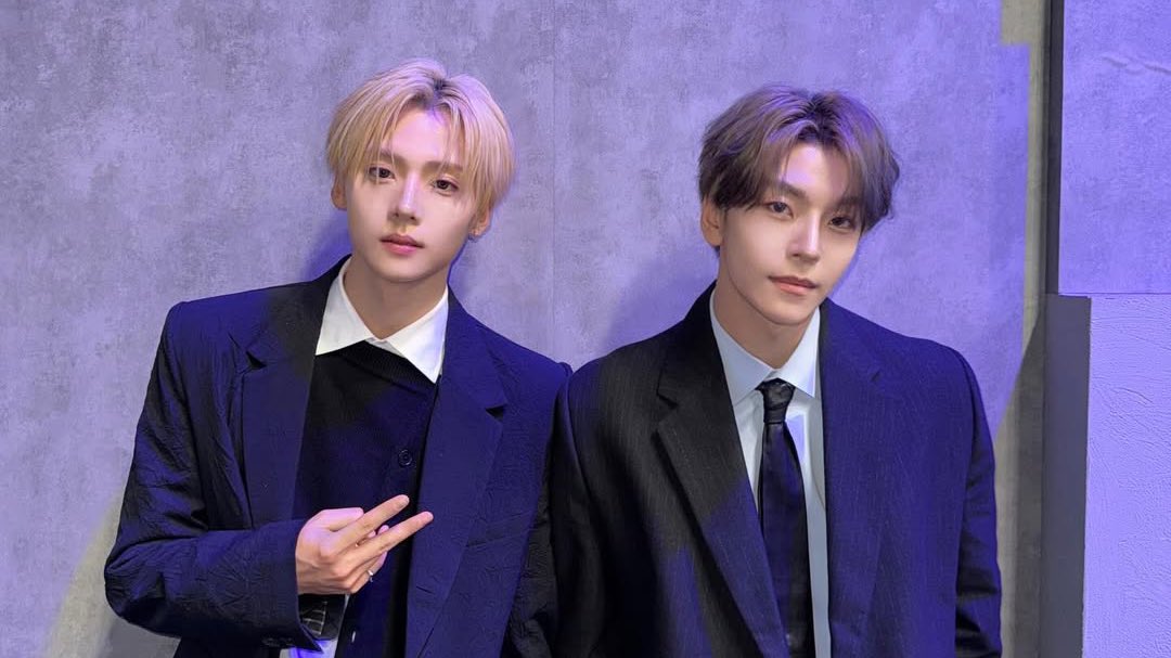 sanglongism's tweet photo. #sanglong things that i still still think about
“its cute” “but why are you speaking to me informally?”
“hyung will protect you”
“how much do you love me” “ill tell you after the show ends”
“sangwonie hyung is the coolest”
“he (xinlong) is the best” https://t.co/5sxL0i7DjY