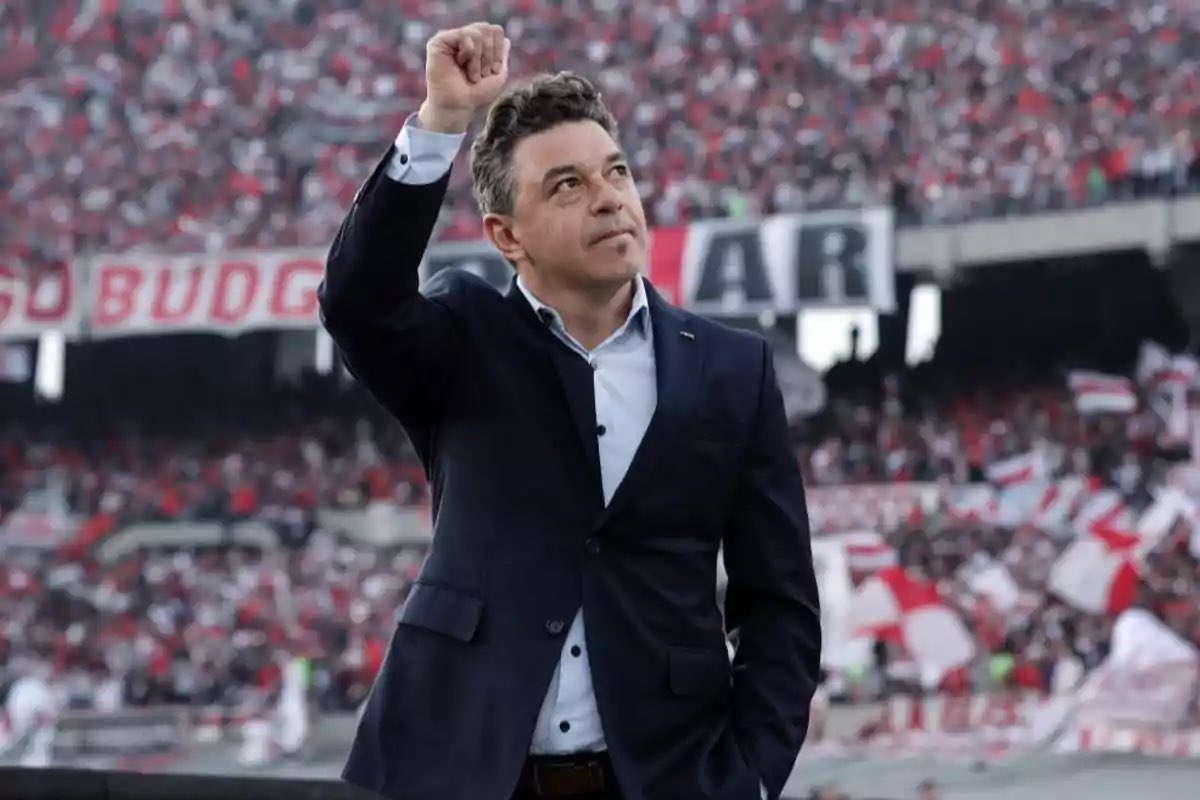 CAPArgento__'s tweet photo. 👁️ El segundo participante de #GranHermano es MARCELO GALLARDO https://t.co/1nD4Q7OK2l