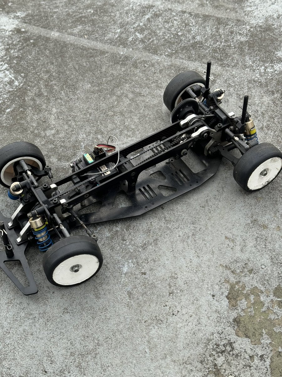 カワダSV10アルシオン良い車でしたね。当時としては大径プーリーや