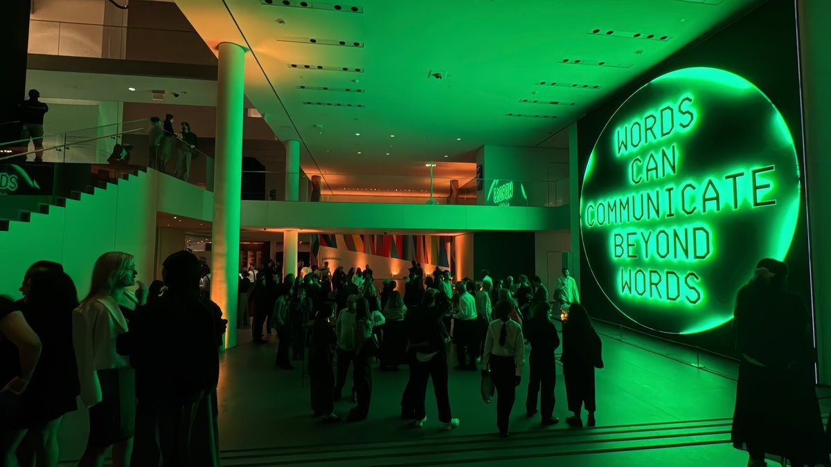 Sasha Stiles | AI alter ego Technelegy ✍️🤖 tweet media