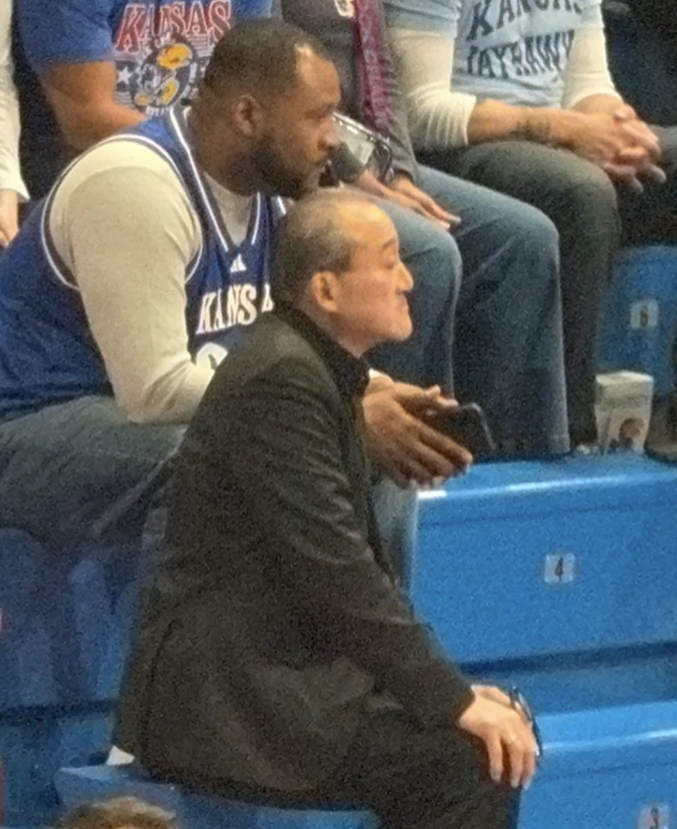 Tommy Lloyd to Kansas tweet media