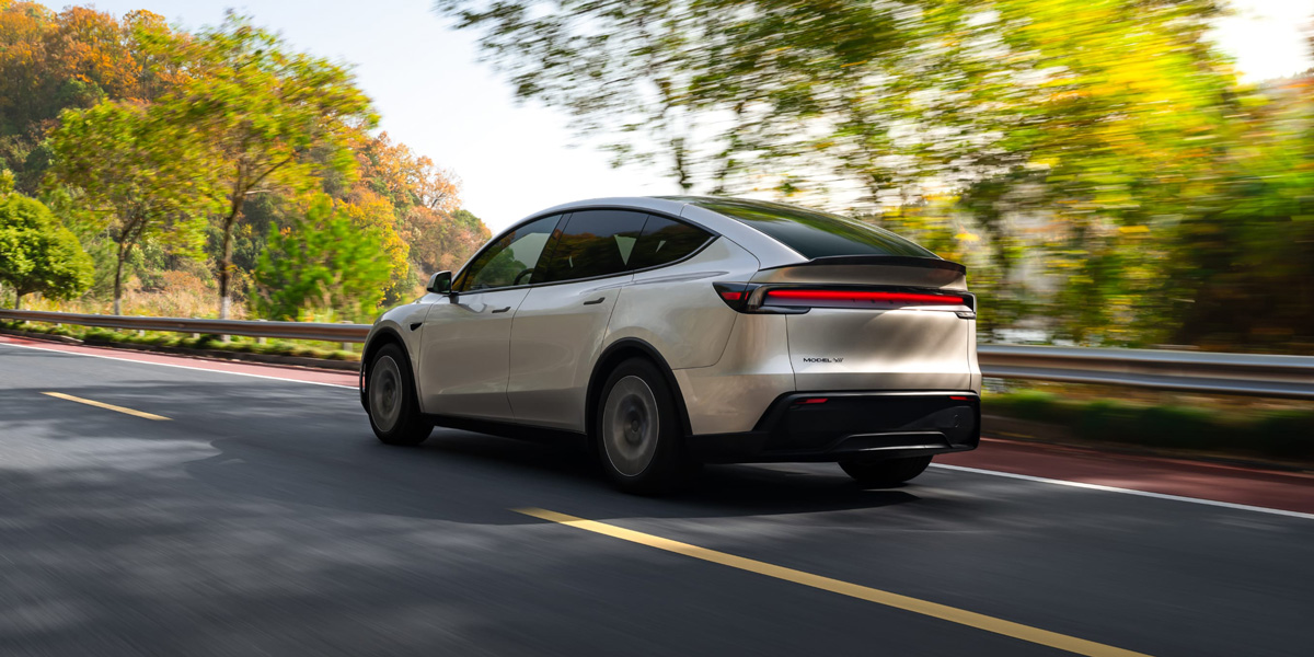 6人乗り】テスラ、「Model Y L」を右ハンドル市場の豪州で認可取得