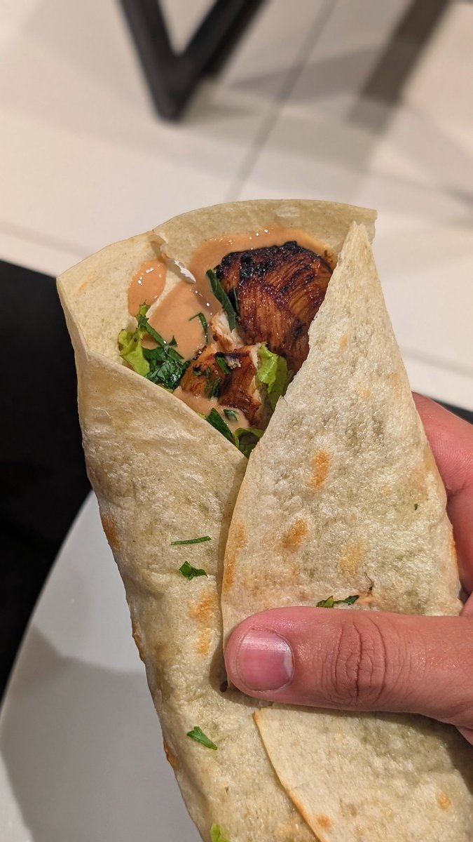 Hoy se cena unos wrap de Korean Chicken anabólico para las ganancias 💪🏼