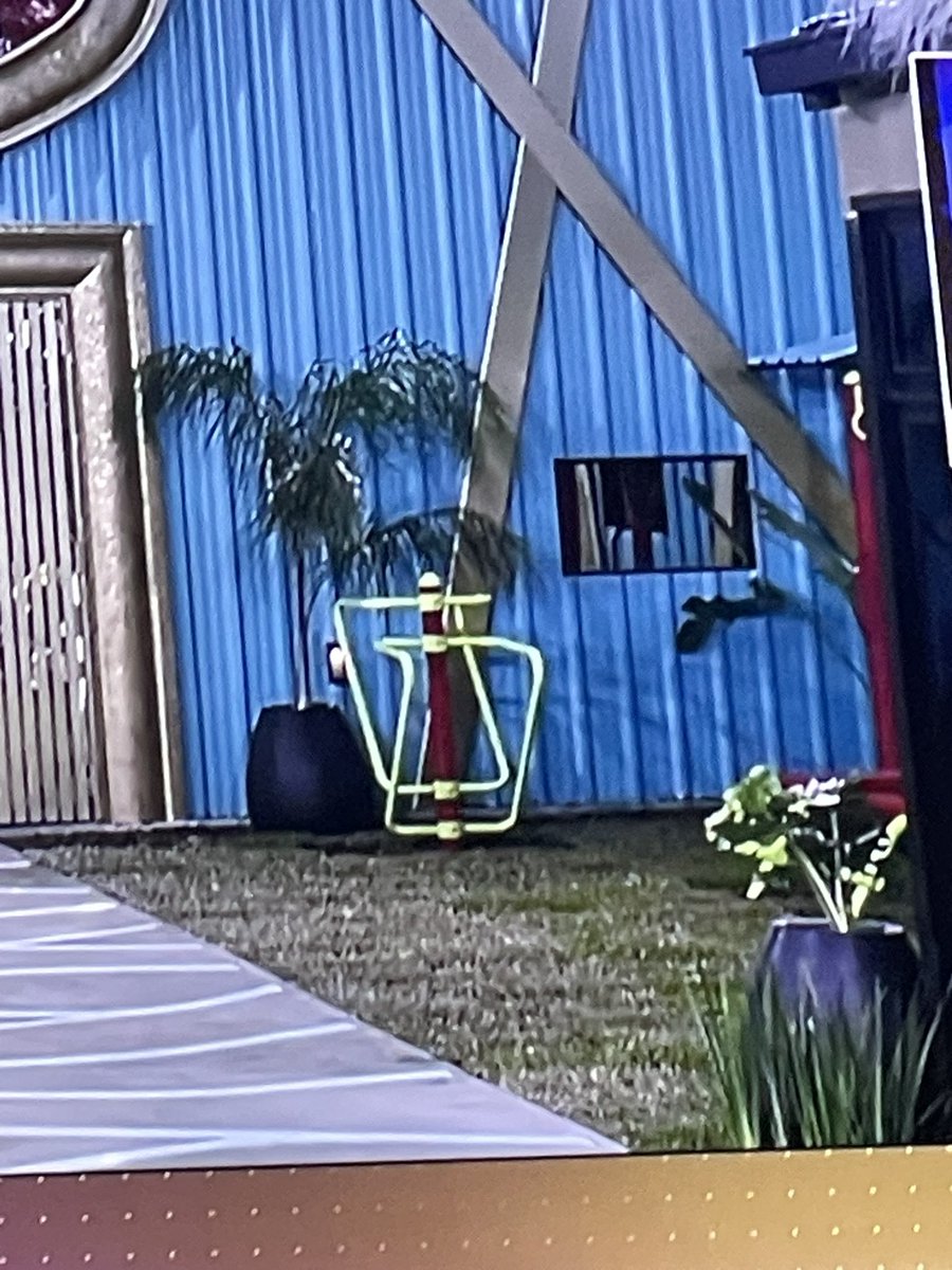 Se robaron el caminador de la plaza ? #granhermano