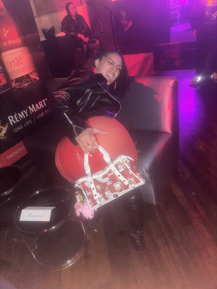 Kream tweet media