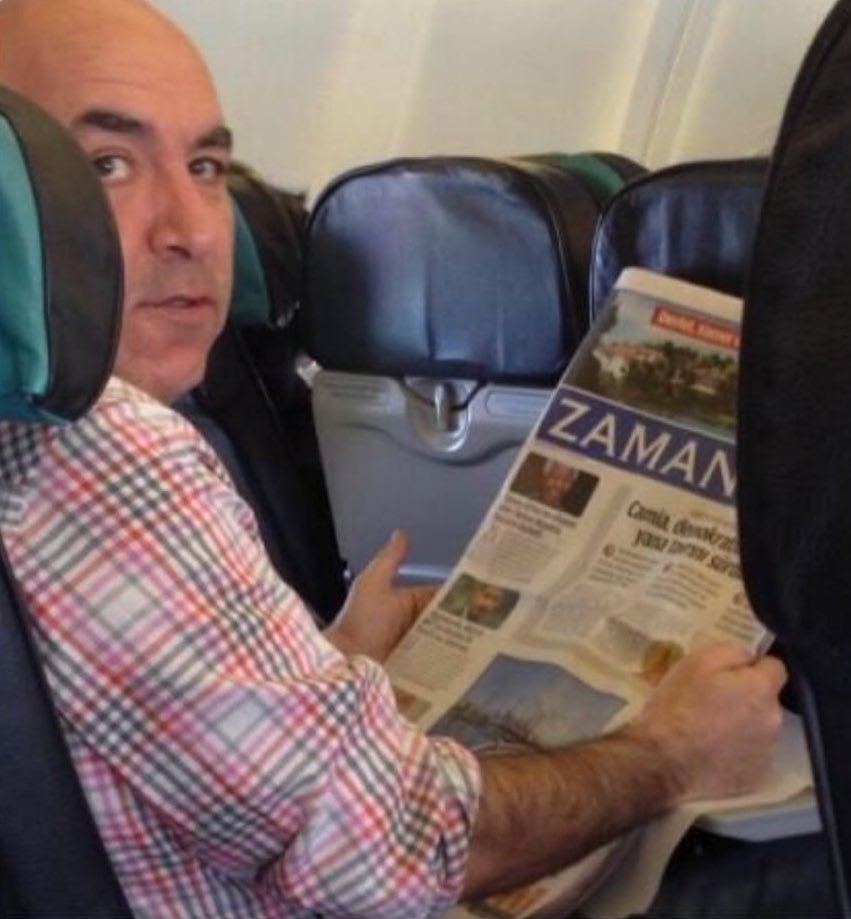 Galatasaray’a operasyon çekmeye kalkışan Hürriyet’in spor müdürü Mehmet Arslan ve kıblesi FETÖ’nün yayın organı Zaman gazetesi. 😘