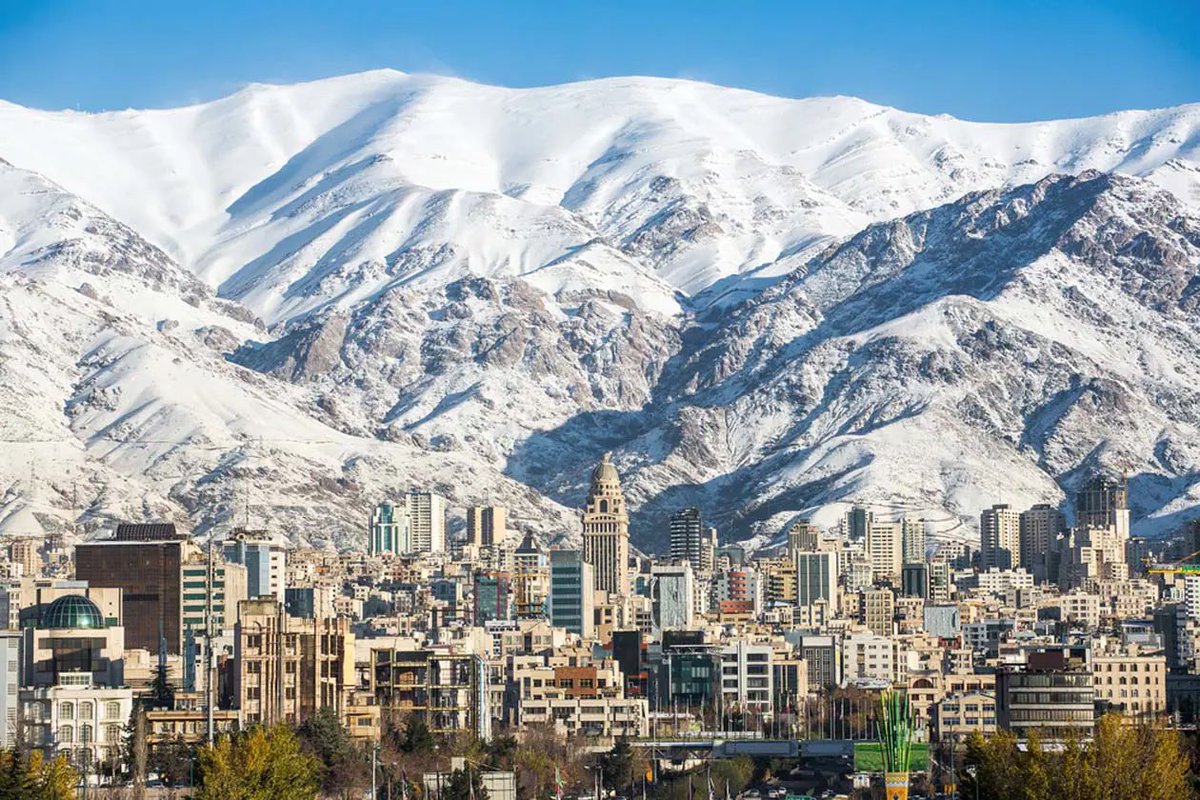 erikfinman's tweet image. Tehran is such a beautiful city man. We have to liberate Persia.