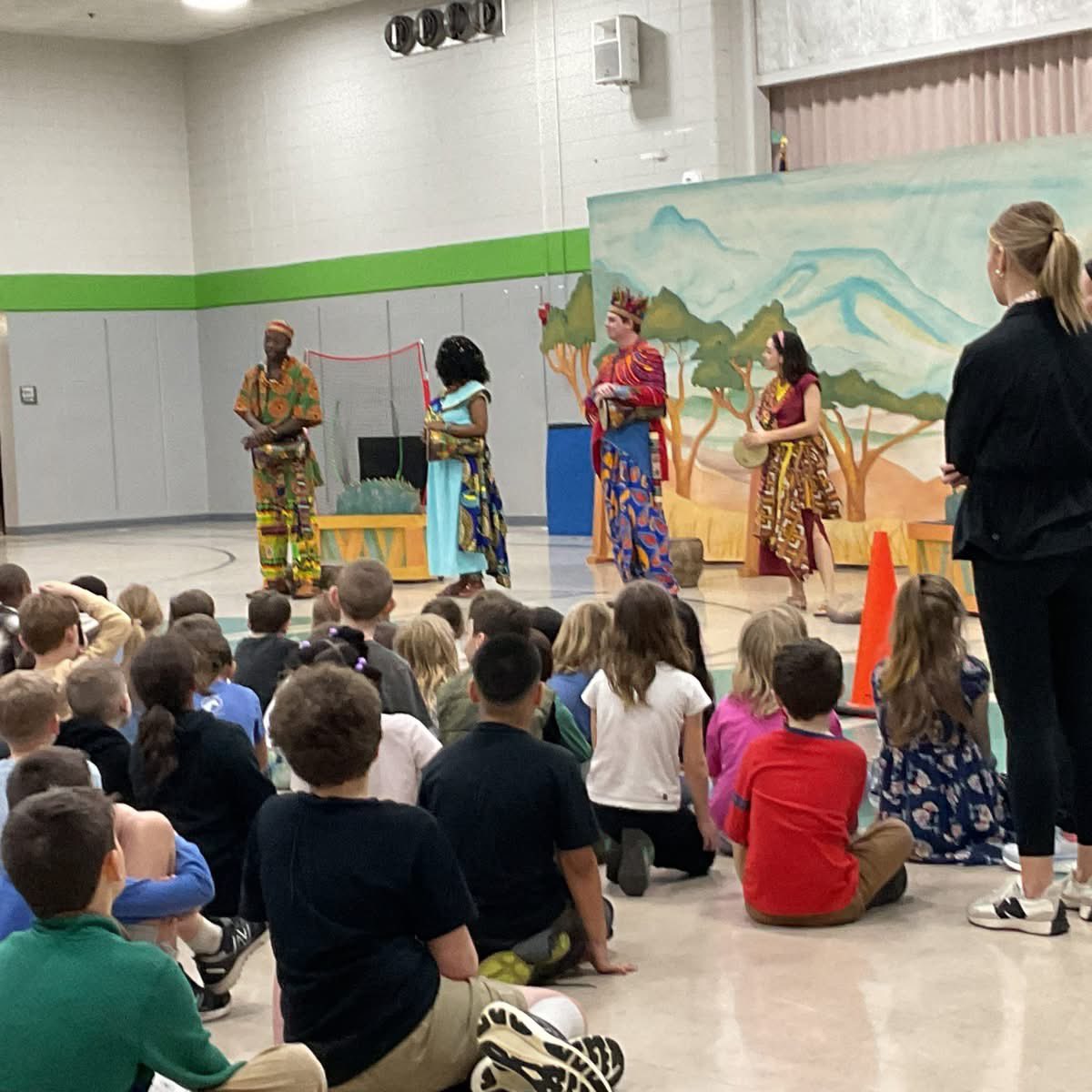 coreyebauer's tweet photo. We had the Lexington Children’s Theater at school to perform The Princess Who Lost Her Hair. This was a wonderful experience to all of our scholars. @Promise_Leaders @KEDC1 https://t.co/gPRUAseBgf