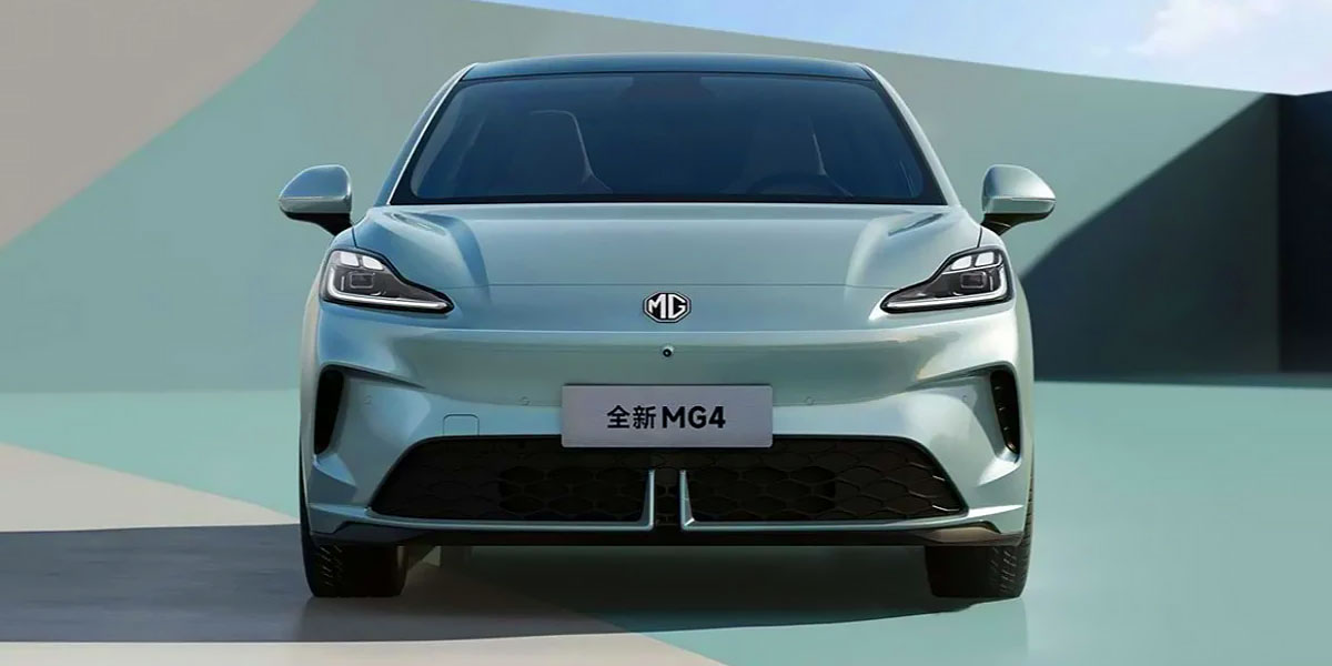 Motor_Watt's tweet photo. MG MG4 2026 is an electric hatchback produced by SAIC Motor. It features a 61.7 kWh battery, 450 km WLTP range. Starting at $27,900 (€23,692). https://t.co/aNOECUnSW3 #MG4 #EV #ElectricCar #EVs #ElectricVehicle #motorwatt https://t.co/01og5u6GDi