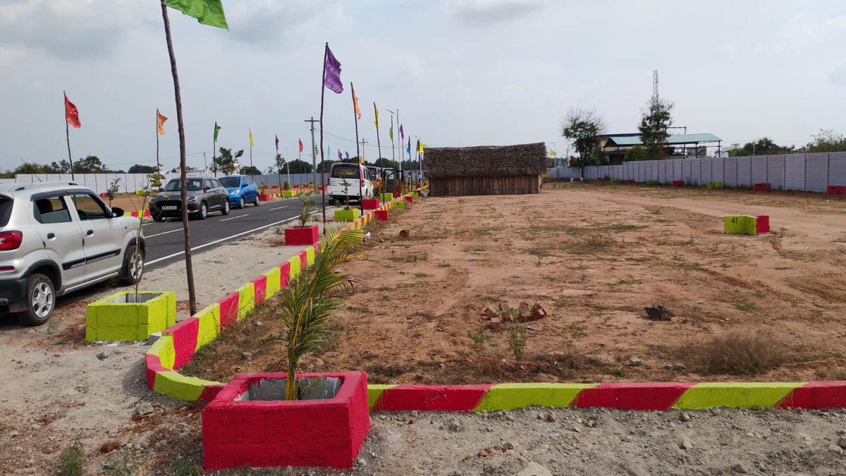 kamalkanna_73's tweet image. 🌿Surrounded by fully developed houses – *Immediate Construction*
📍 Prime residential location with excellent connectivity
✈️ Close to the upcoming *Parandur International Airport*
Sq,ft : 1750 rs , #kanchipuram #landsale #plots